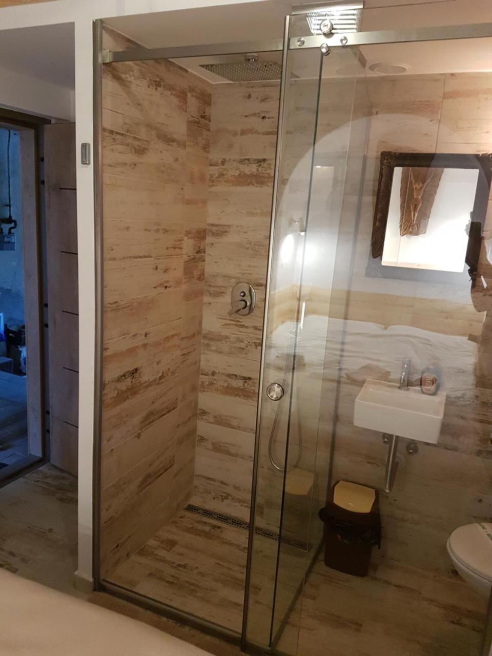 Luky13 Apartment Брашов Екстериор снимка